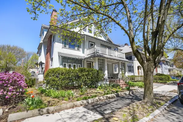 33-35 Russell Street #1, Brookline, MA 02446