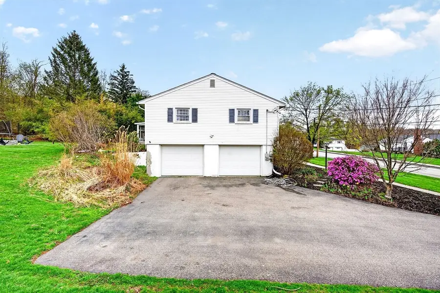 10 Meadowbrook Rd, Auburn, MA 01501 - #2