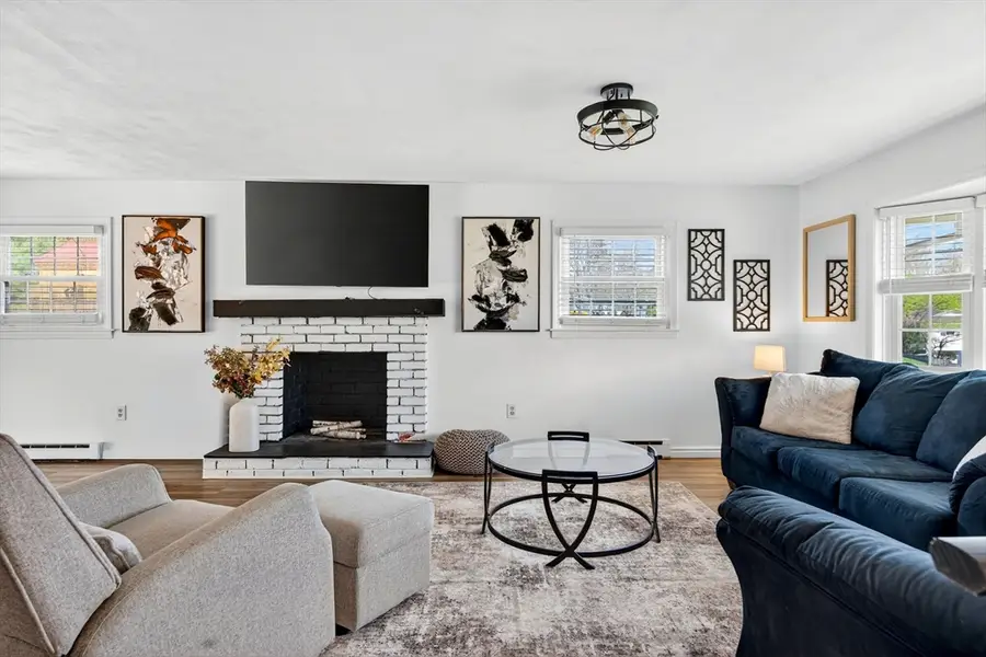 10 Meadowbrook Rd, Auburn, MA 01501 - #3