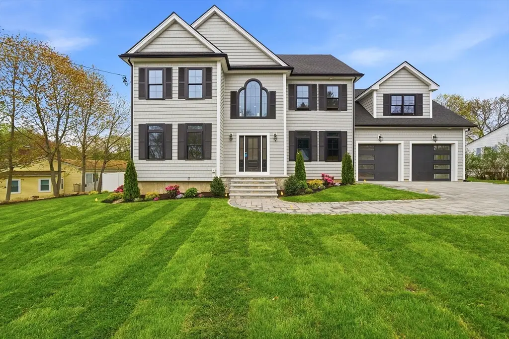 23 Day Cir, Woburn, MA 01801 - #1