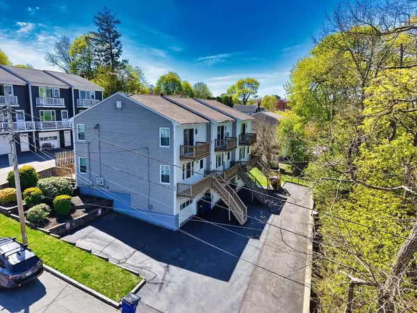 103 Valentine St #3, Fall River, MA 02720