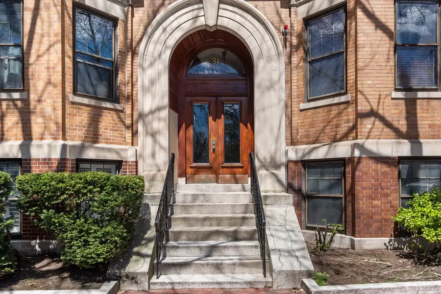 31 Linnaean Street #6, Cambridge, MA 02138 - #2