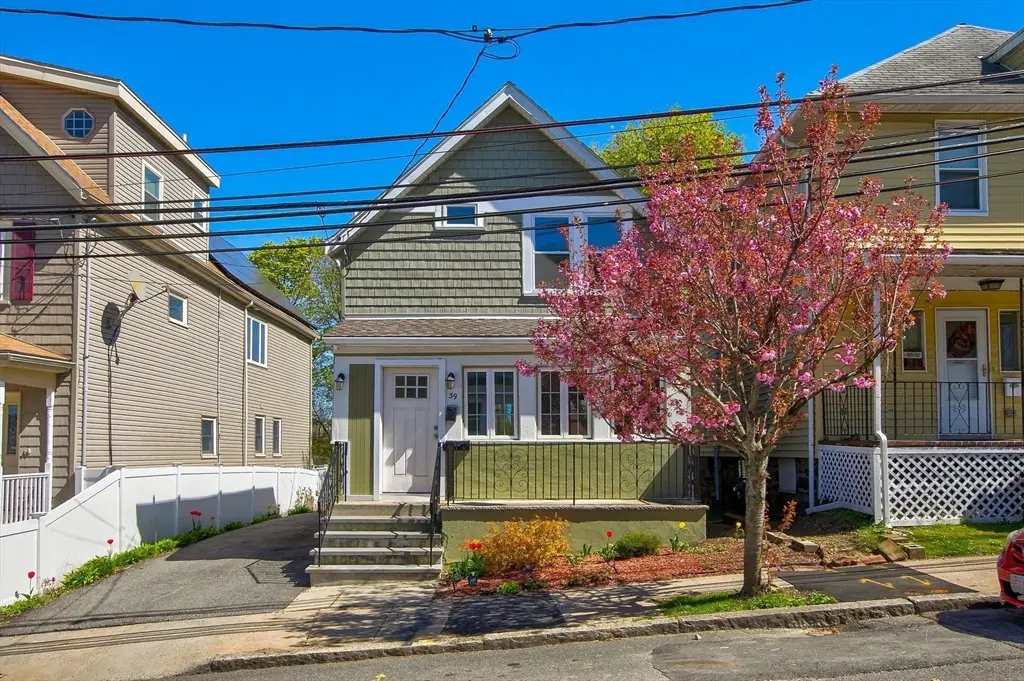 39 Ash Ave, Somerville, MA 02145 - #1