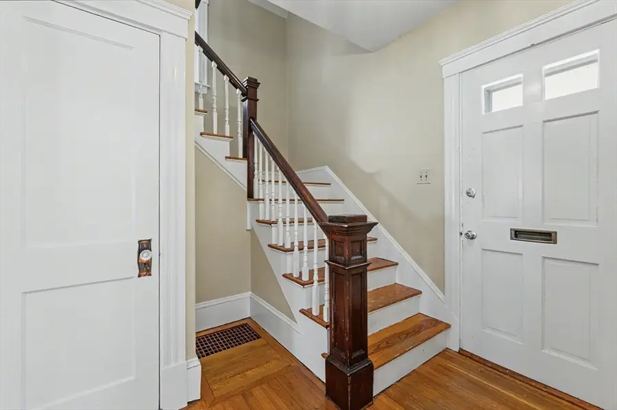 28 Garrison Ave, Haverhill, MA 01830 - #3