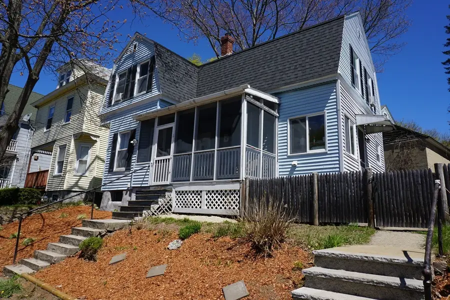 112 Durant St, Lowell, MA 01850 - #3