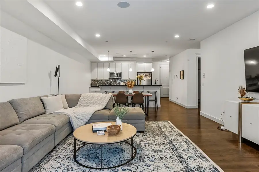 350 W 2nd St #2, Boston, MA 02127 - #3