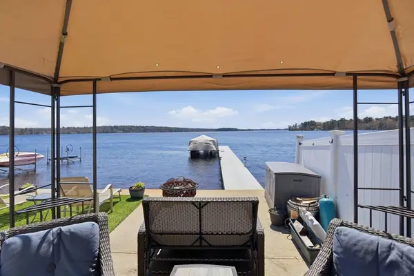 33 Shore Ave., Lakeville, MA 02347