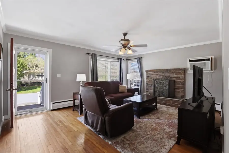 124 Alva Street, New Bedford, MA 02740 - #3