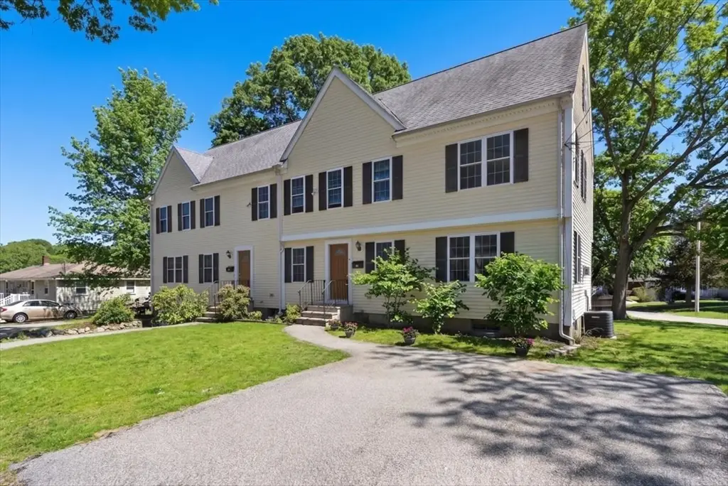 16 Rhodes Place #16, Hingham, MA 02043 - #1