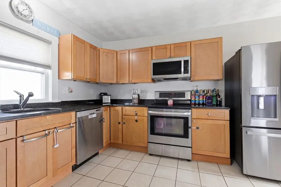 75 Auburn St, Brockton, MA 02302 - #2