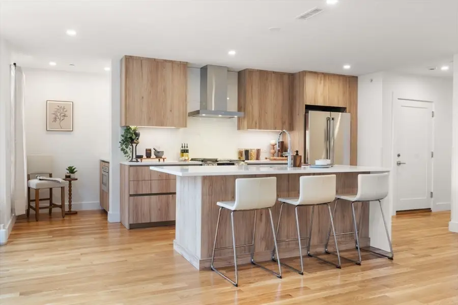 6 Gen Devine Wy #1, Boston, MA 02127 - #2