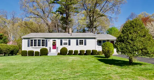 63 Marshall St, East Longmeadow, MA 01028