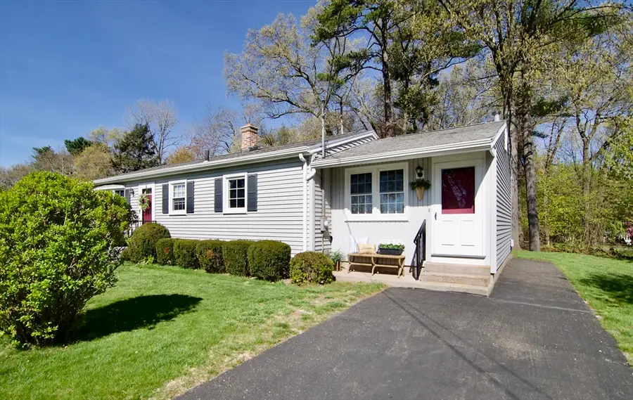 63 Marshall St, East Longmeadow, MA 01028 - #3