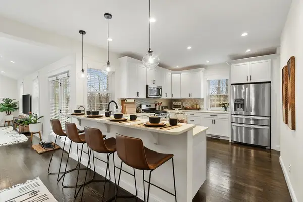 1 Maple St #1, Maynard, MA 01754