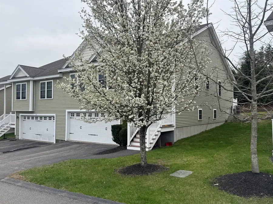 114 Richard Rd #8, Leominster, MA 01453 - #3