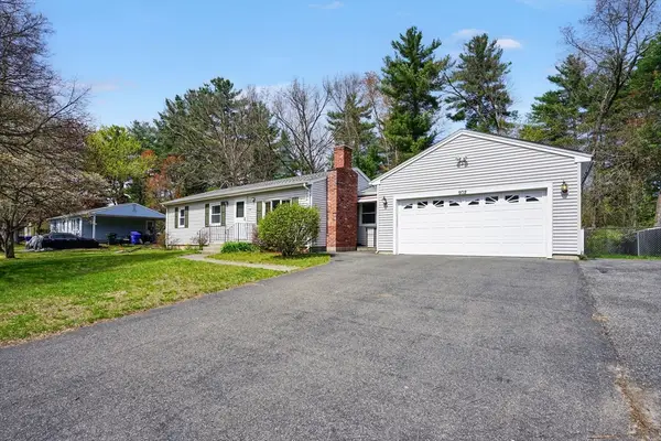 202 Spikenard Cir, Springfield, MA 01129