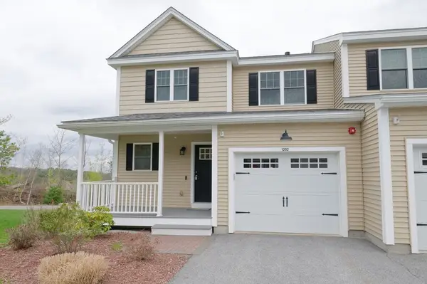 1202 Hazelwood Way #1202, Clinton, MA 01510