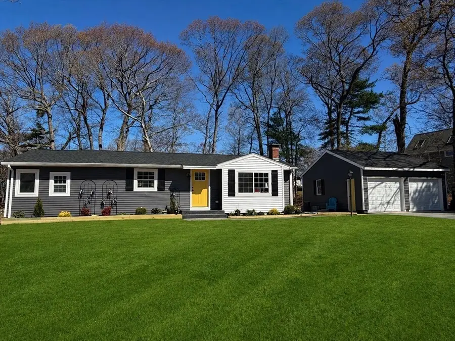 9 Valley Street, Assonet, MA 02728 - #3