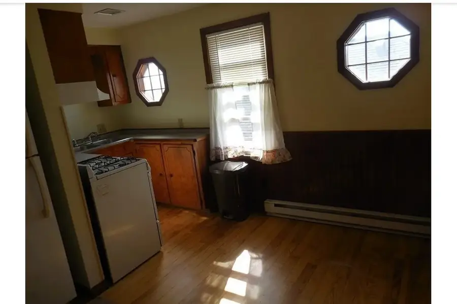 147 Jefferson St, Fall River, MA 02721 - #3