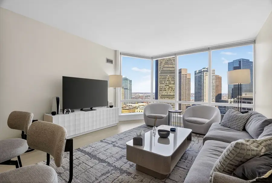 1 Franklin St #2805, Boston, MA 02110 - #3
