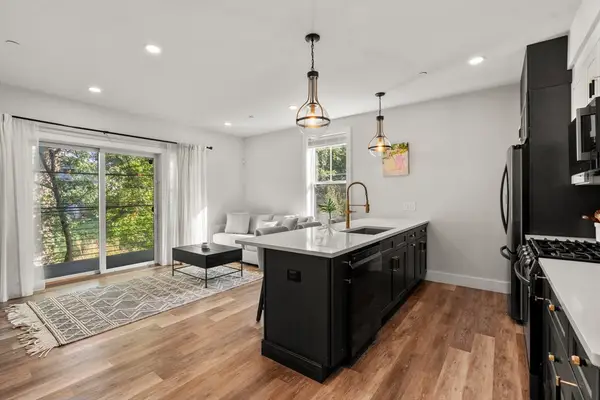 19 W Tremlett St #4, Boston, MA 02124