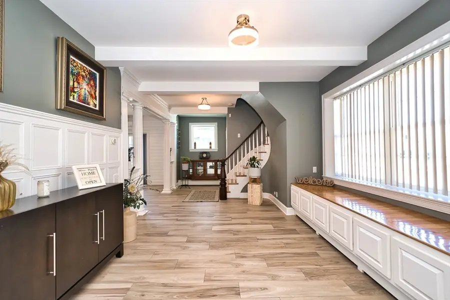 110 Underwood St, Fall River, MA 02720 - #3