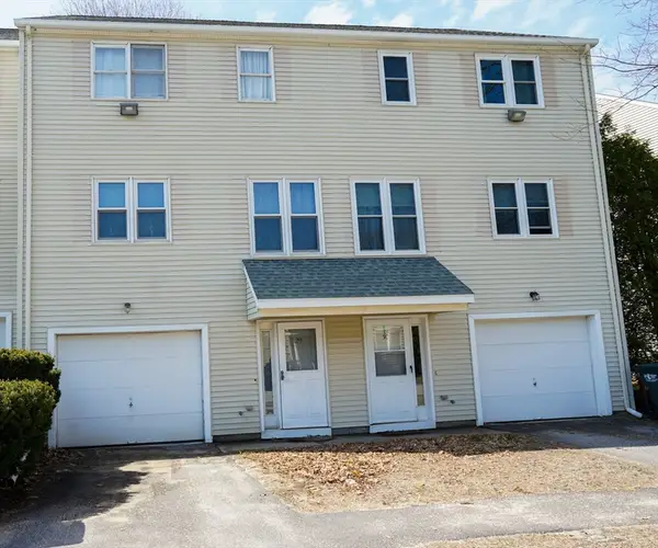 29 Towle Dr #29, Holden, MA 01520