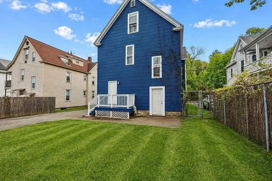 85-87 Hitchcock St, Holyoke, MA 01040 - #3