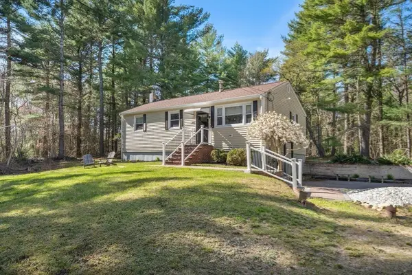 286 North Street, Duxbury, MA 02332