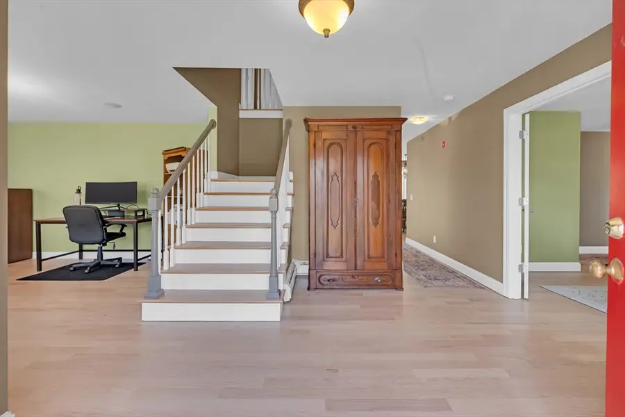 93 Haggerty Rd, Charlton, MA 01507 - #2