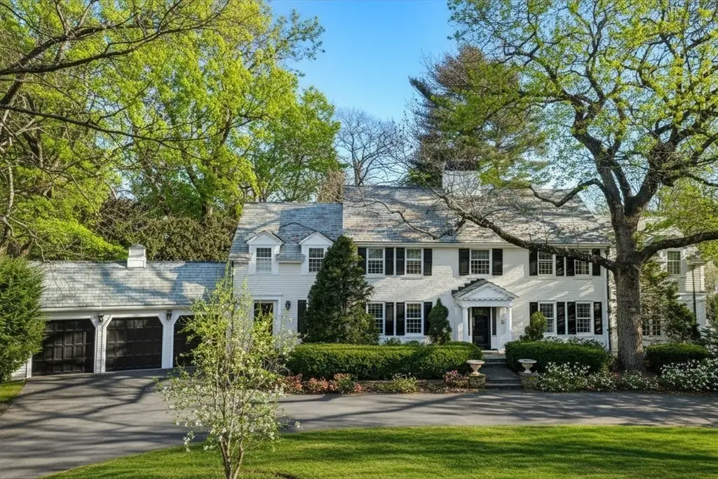 64 Albion Rd, Wellesley, MA 02481 - #1