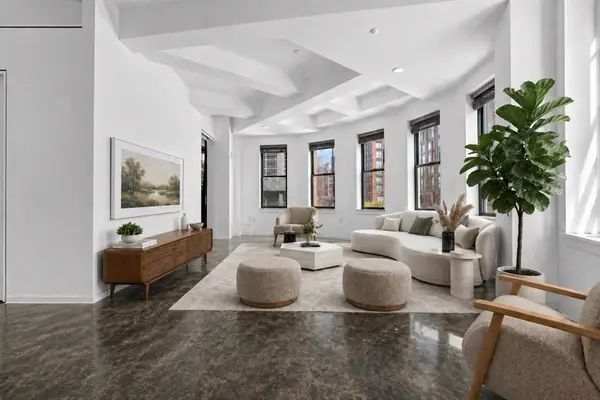 40 Fay St #206, Boston, MA 02118