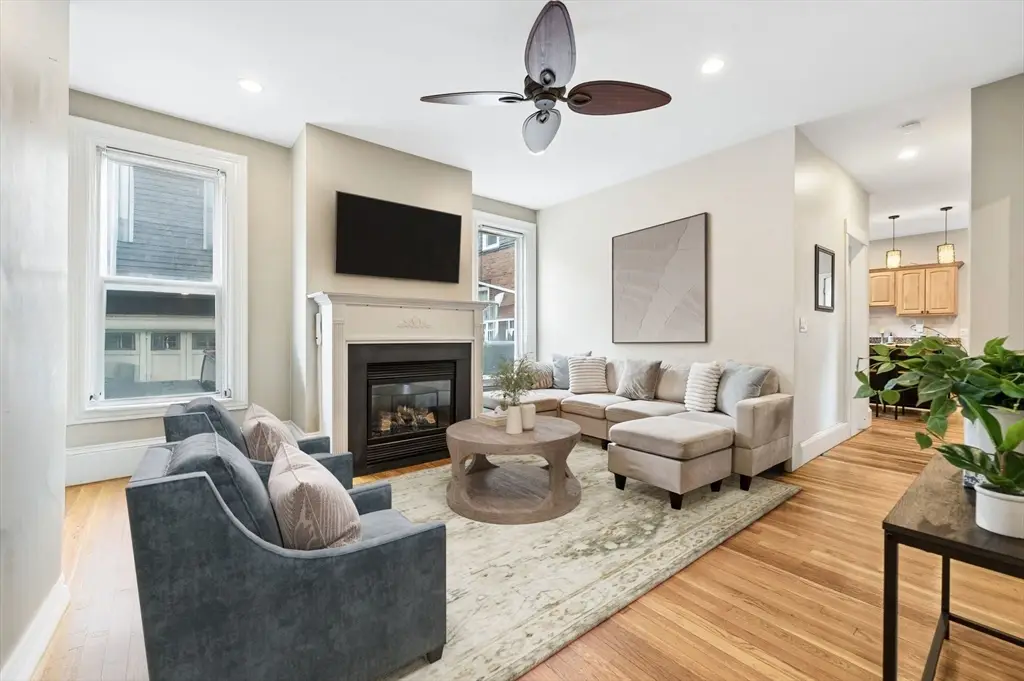 271 K St #1, Boston, MA 02127 - #1
