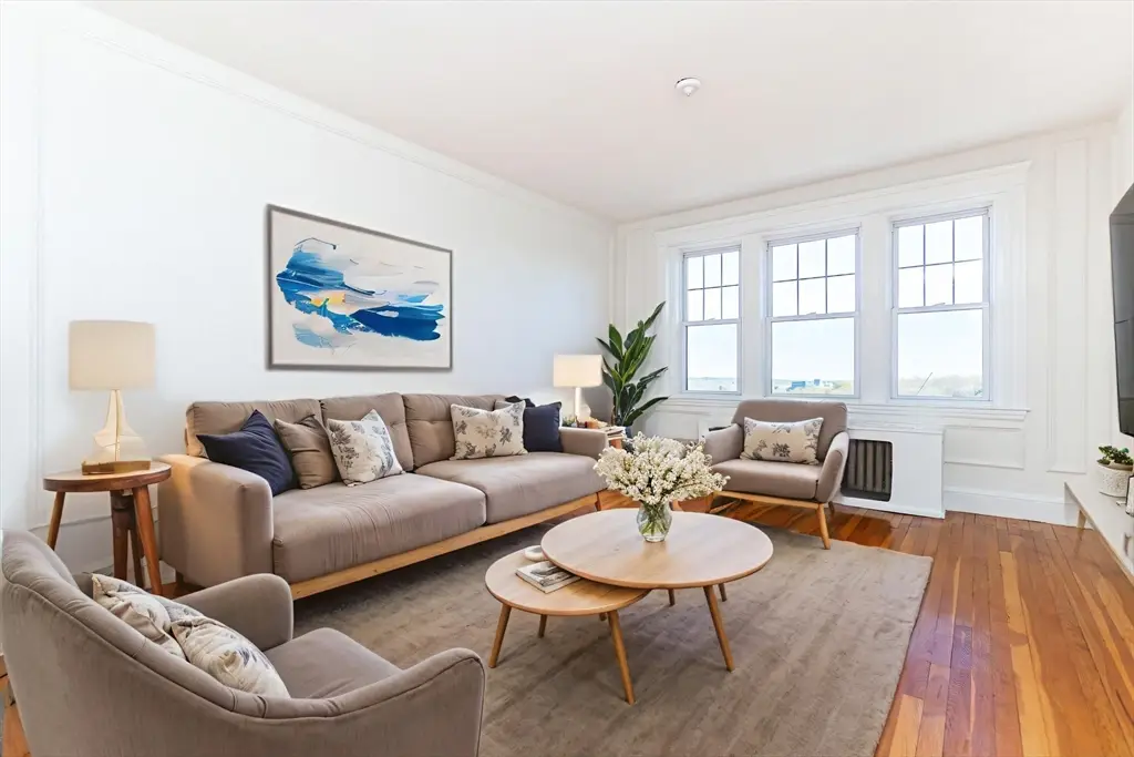 2001 Commonwealth Ave #34, Boston, MA 02135 - #1