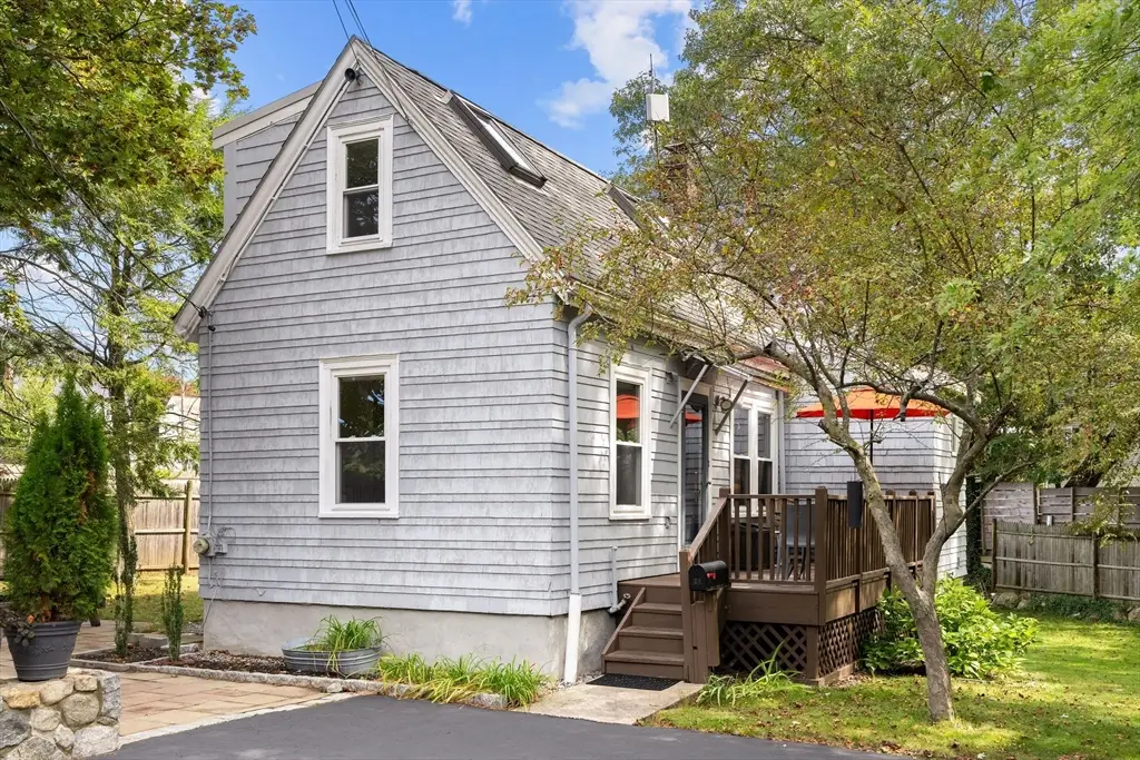 24 Bellington St, Belmont, MA 02478 - #1