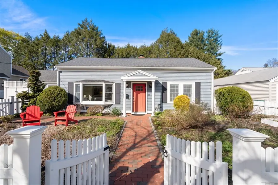 16 Fredette Rd, Newton, MA 02459 - #3