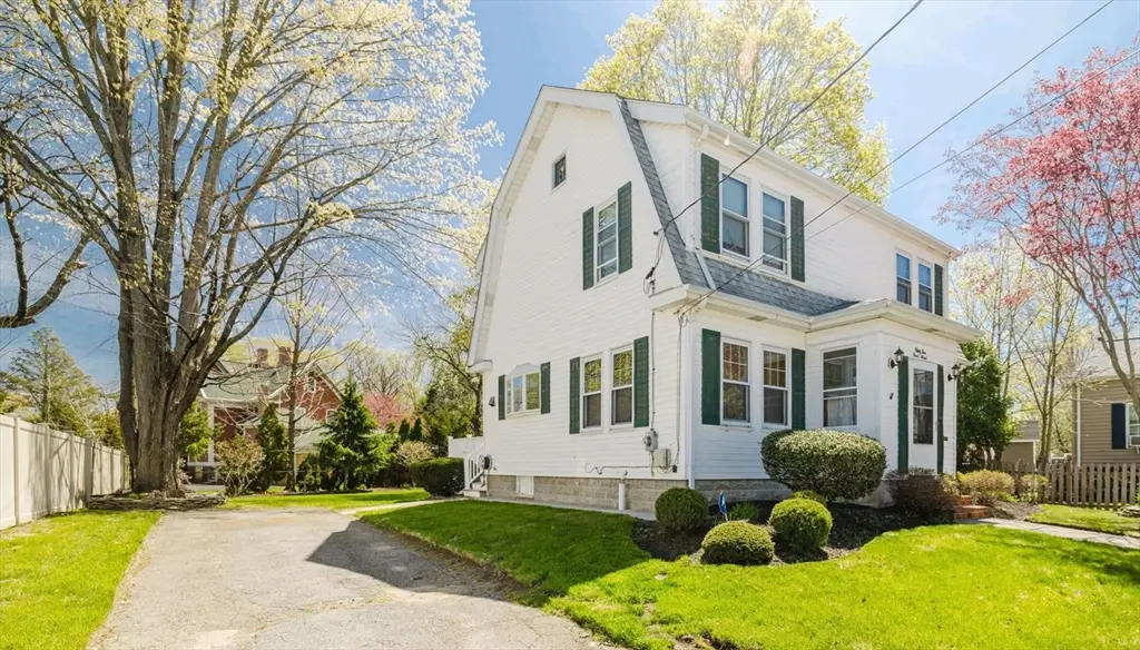 35 Fruit St, Taunton, MA 02780 - #1