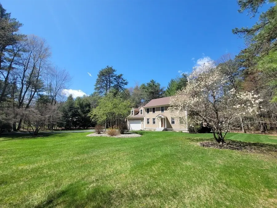 20 Squannacook Dr, Groton, MA 01450 - #3