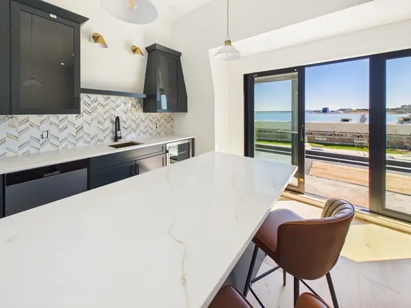 1676 Columbia Road #3, Boston, MA 02127