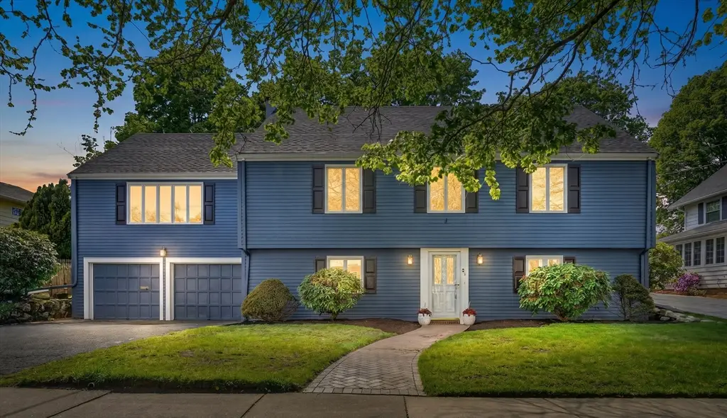 26 Garfield Rd, Melrose, MA 02176 - #1