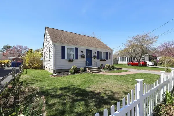 30 Haig Ave, Seekonk, MA 02771
