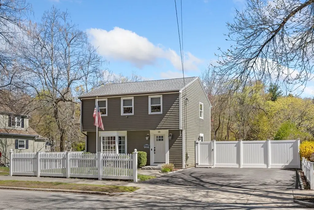 19 Lebanon, Melrose, MA 02176 - #1