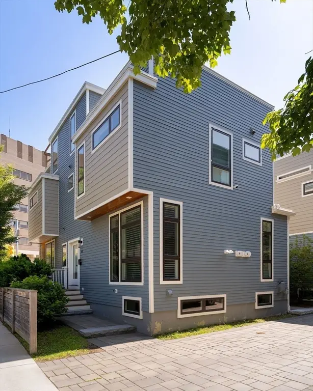 88 Highland Avenue, Cambridge, MA 02139 - #1