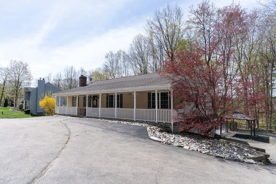 13 Brown St, North Brookfield, MA 01535 - #2