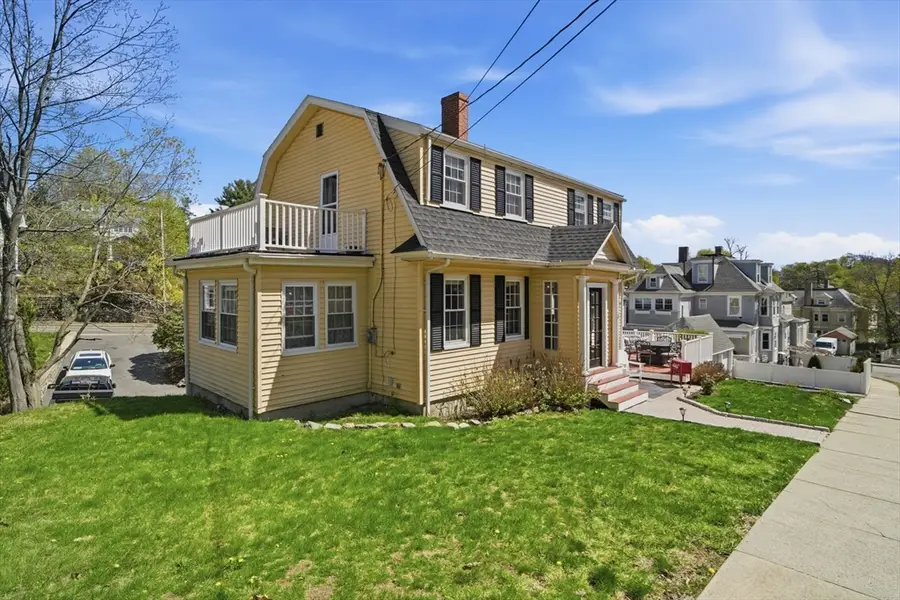 11 North Ave, Melrose, MA 02176 - #2