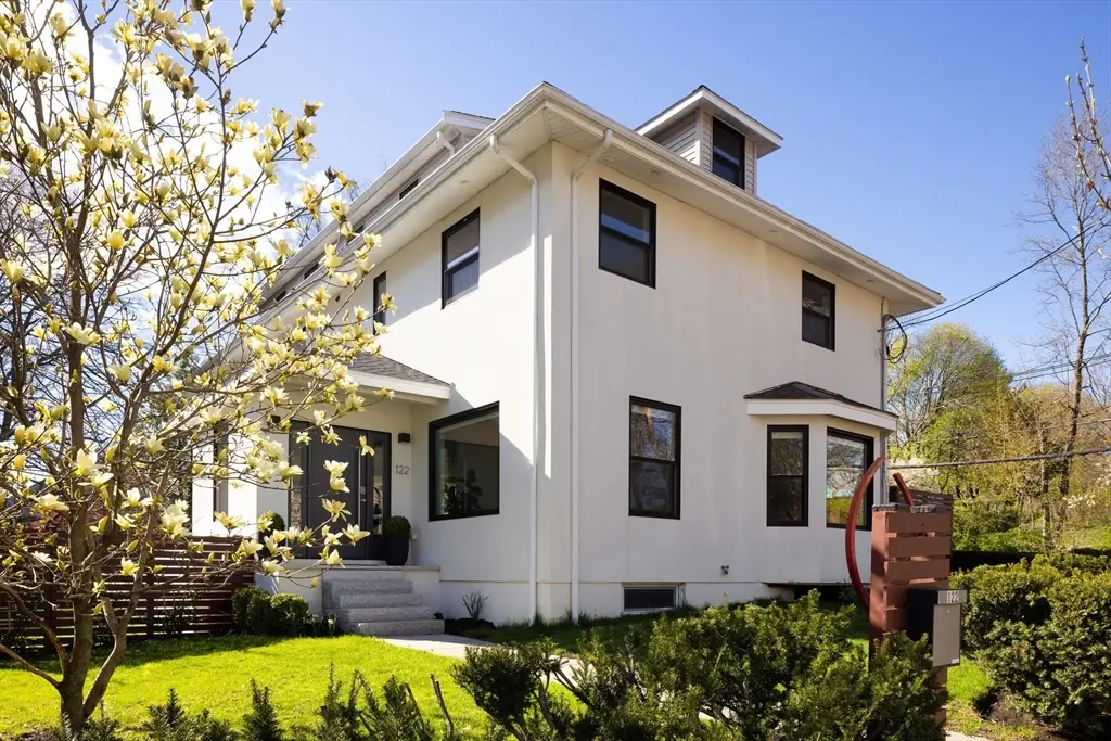 122 Garfield St, Watertown, MA 02472 - #1