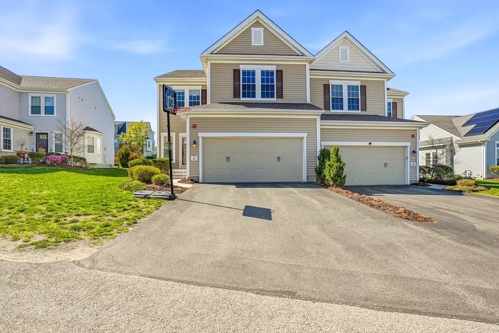 25 Spruce St #25, Hopkinton, MA 01748 - #1