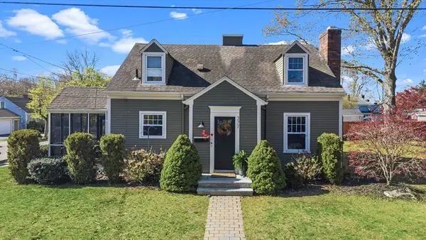 377 Archer St, Fall River, MA 02720