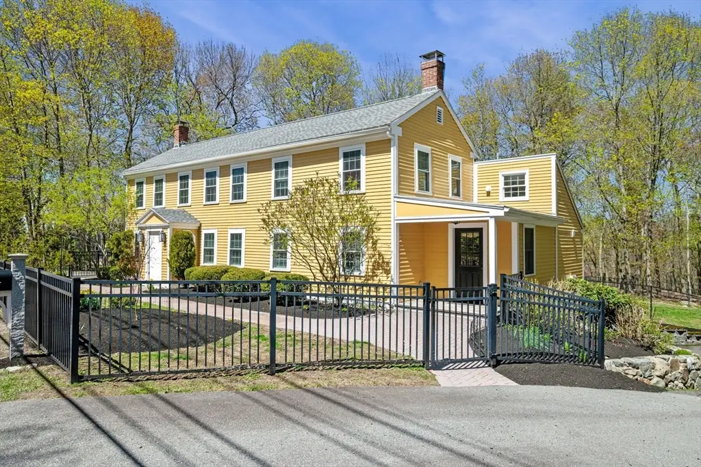 1 Chestnut St, North Reading, MA 01864 - #1