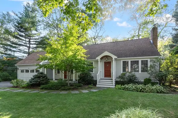 39 Greenwood St, Lexington, MA 02421